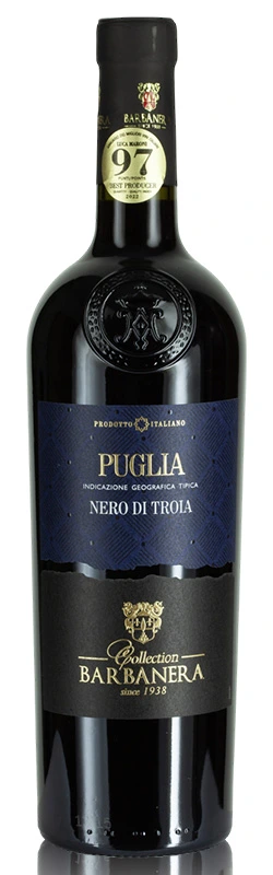Flasche Barbanera Nero di Troia isoliert vor weißem Hintergrund im Studio aufgenommen
